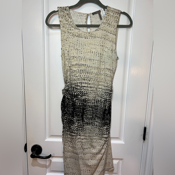 Halston heritage - Picture 3 of 4